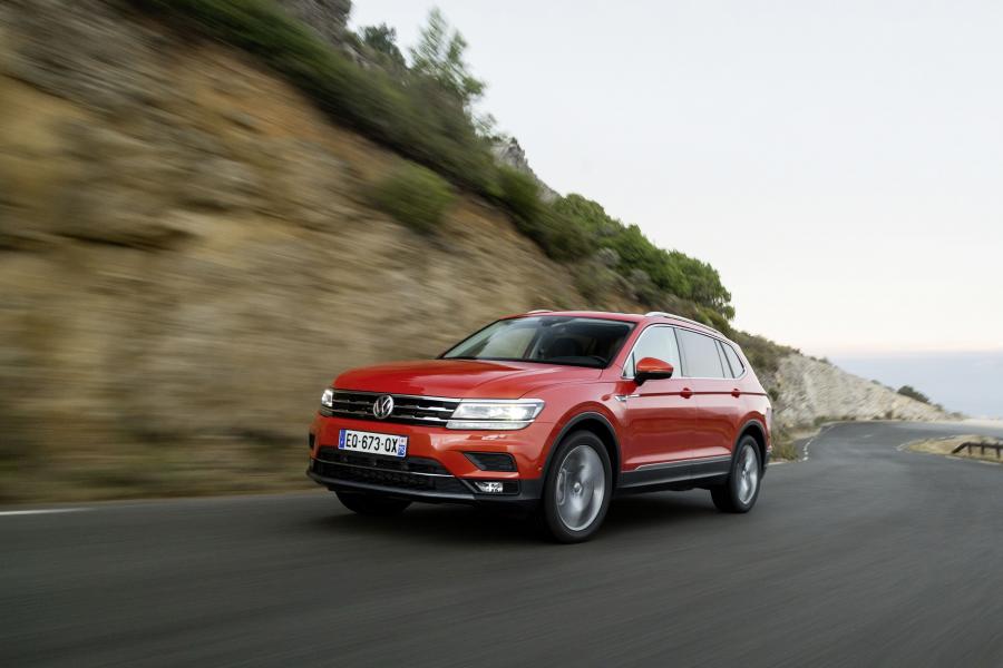  Volkswagen Tiguan Allspace 2017 года  (WW) (фото 45 из 55)